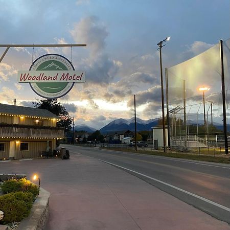 סאלידה Woodland Motel מראה חיצוני תמונה