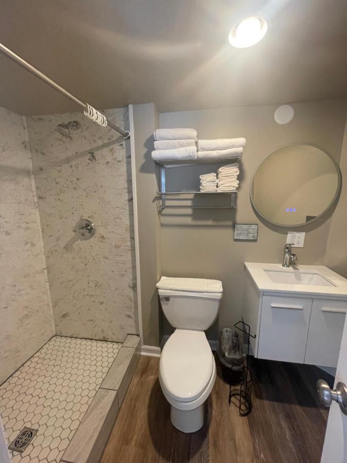 סאלידה Woodland Motel מראה חיצוני תמונה
