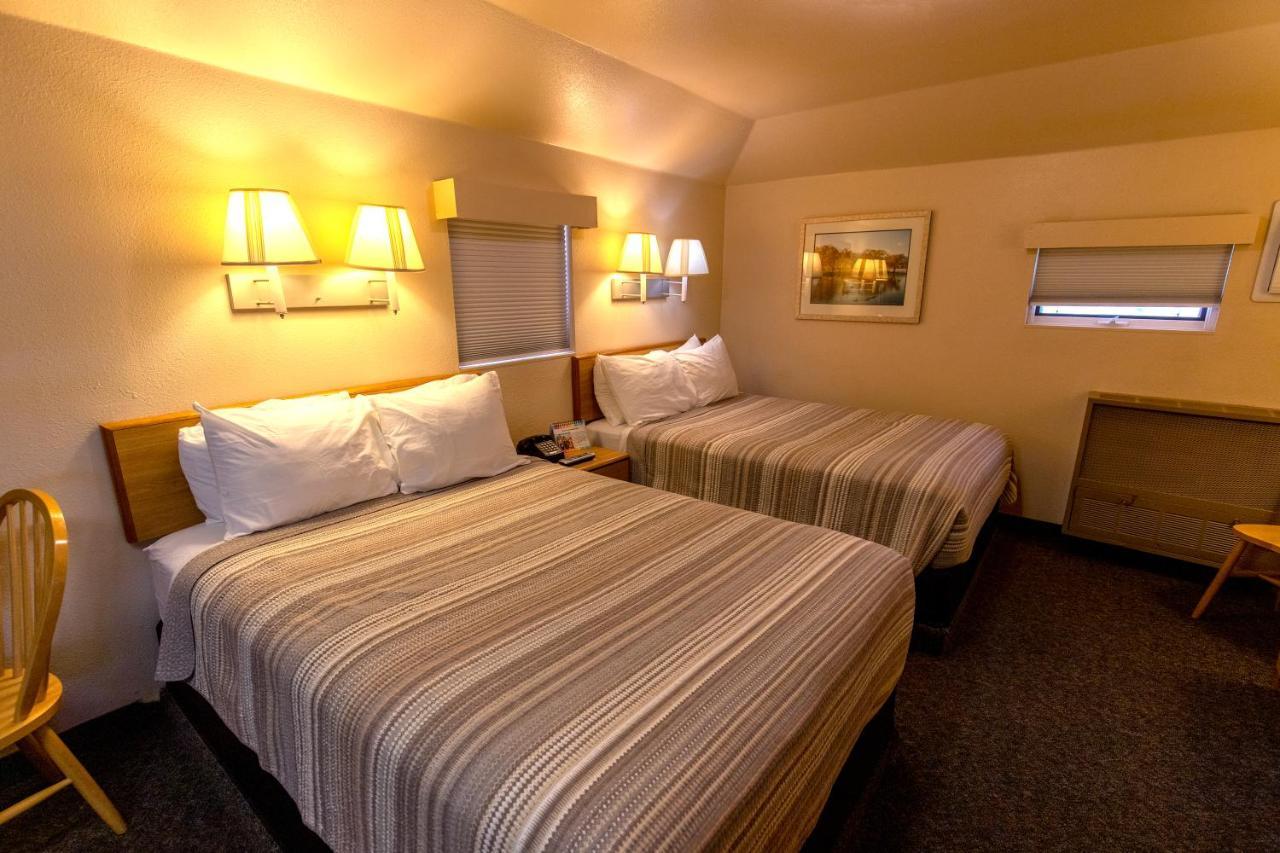 סאלידה Woodland Motel מראה חיצוני תמונה