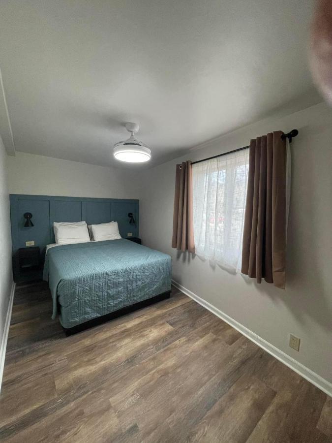 סאלידה Woodland Motel מראה חיצוני תמונה